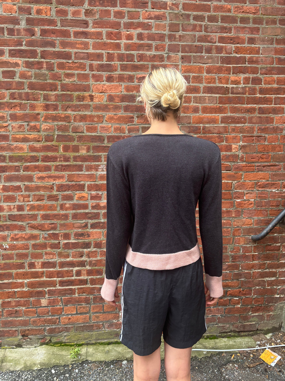 LIZZY SWEATER